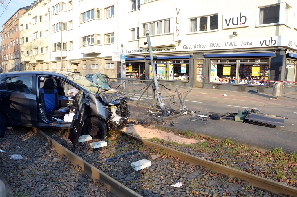 VU Koeln Lindenthal Zuelpischerstr Universitaetstr P120.JPG - Miklos Laubert